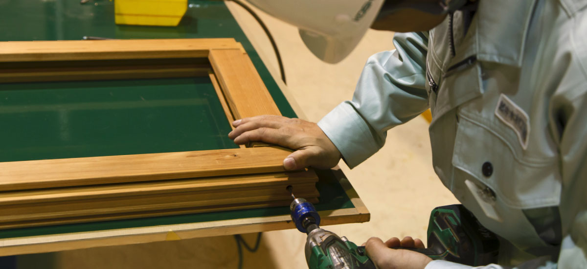 高断熱、省エネに効果的なサーモウッド木製サッシを製造販売