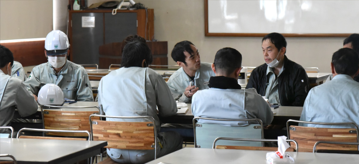 工場での工夫について目標を立て行動した結果を共有