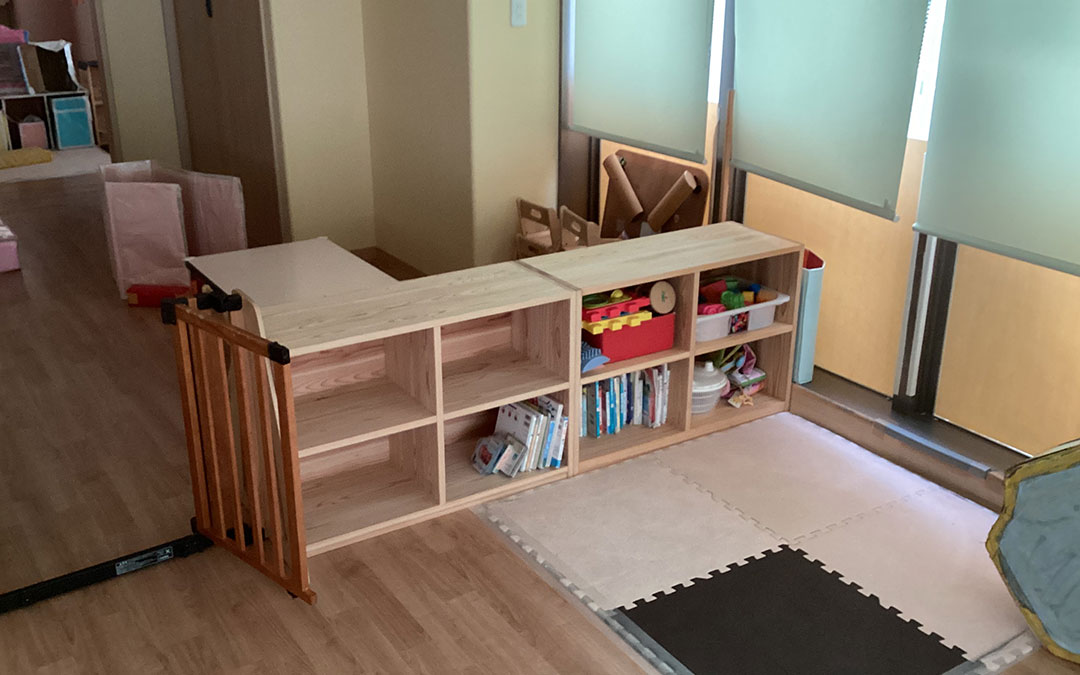 川崎市木材利用促進事業を活用した神奈川県川崎市の保育園での家具事例