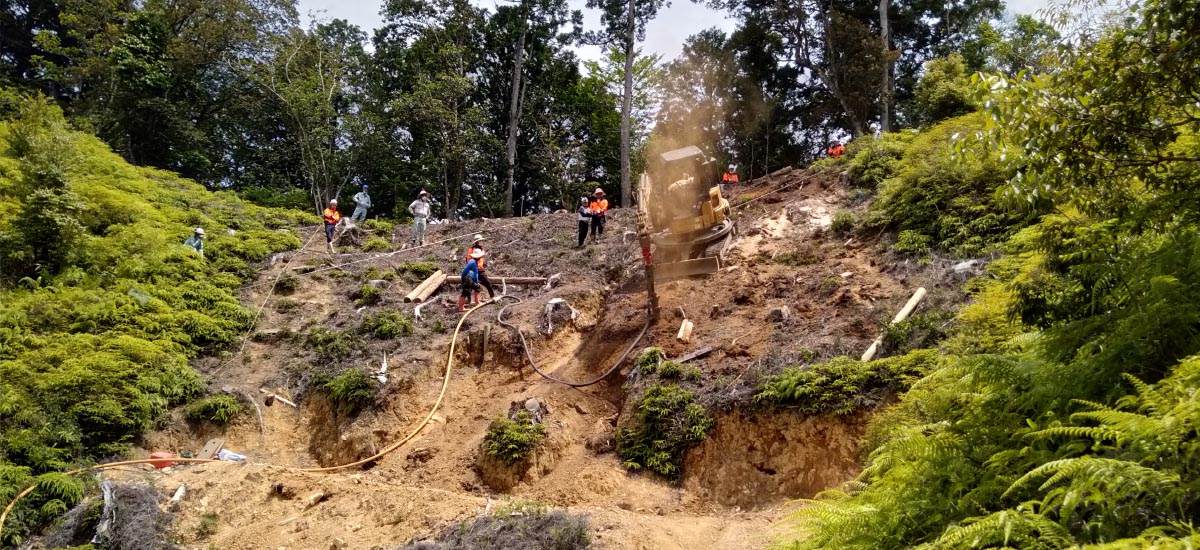 土砂災害、山腹崩壊の抑止工法　実証実験