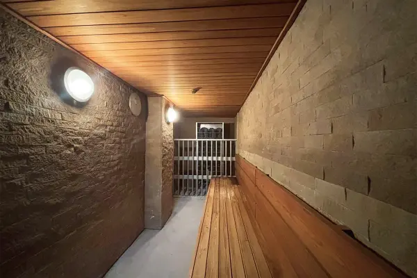 三宝バスセンター＜国産サウナ用木材 ＳＡＵＭＯ＞／大阪府堺市