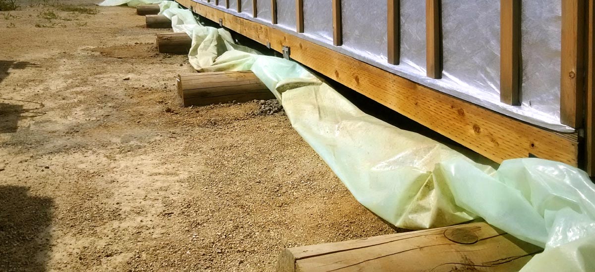 再利用できる木製浮き基礎 仮設の建物などに最適